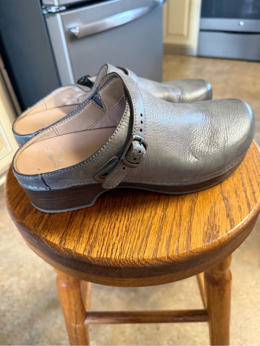 Dansko Women’s Slip-On Leather Clog in Gray
